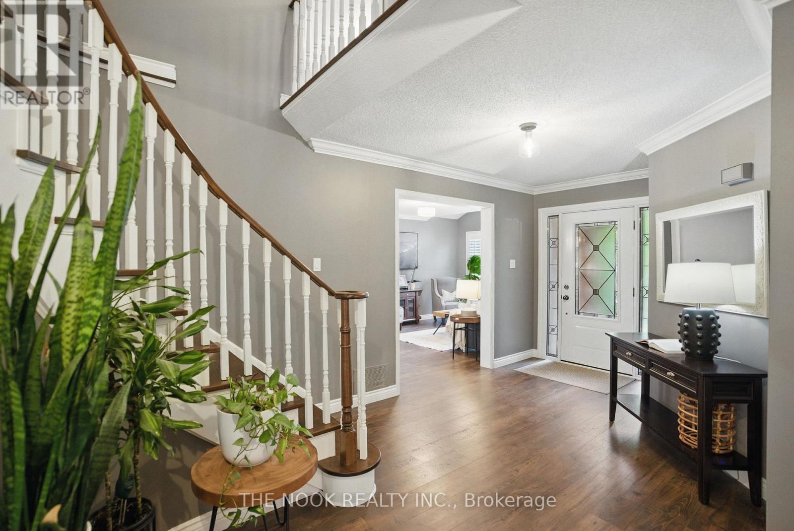21 Doncaster Crescent, Clarington, Ontario L1B 1E8 - Photo 3 - E12173643
