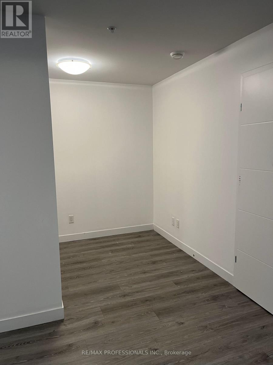 2711 - 60 Frederick Street, Kitchener, Ontario  N2H 2L7 - Photo 6 - X12173569