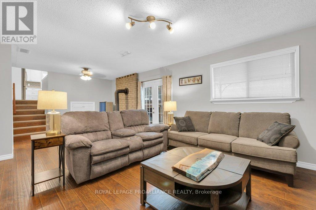 347 Downs Road, Quinte West, Ontario  K8V 5P6 - Photo 24 - X12173626