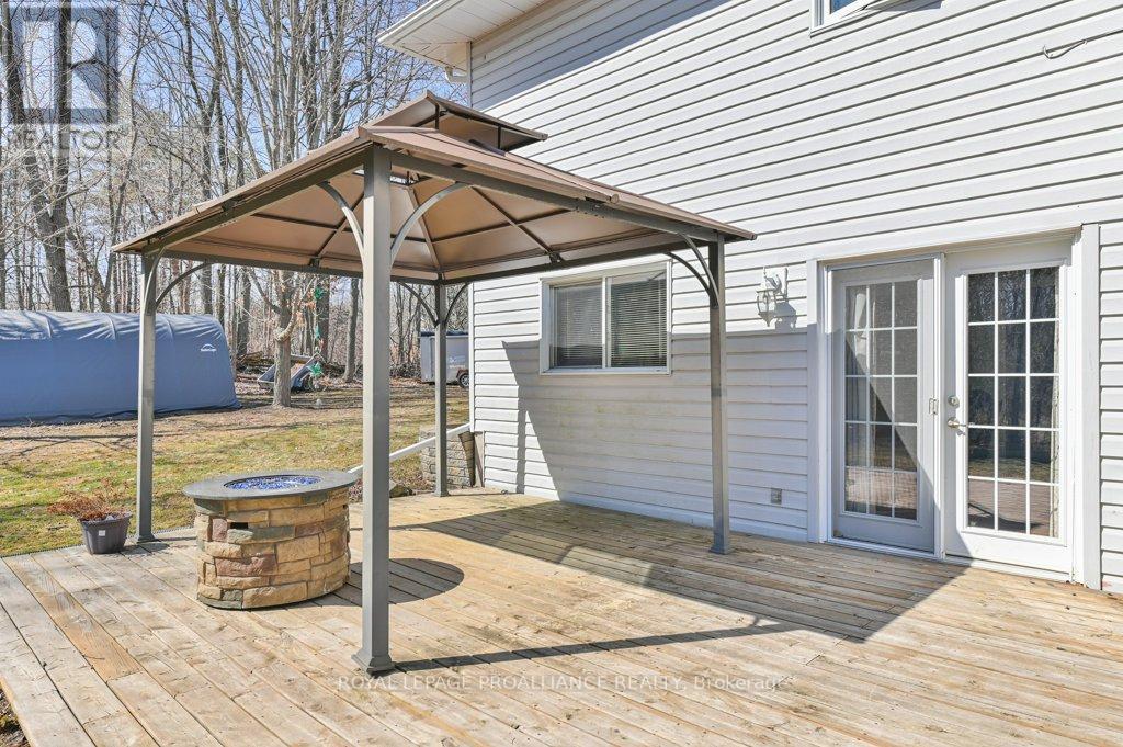 347 Downs Road, Quinte West, Ontario  K8V 5P6 - Photo 34 - X12173626
