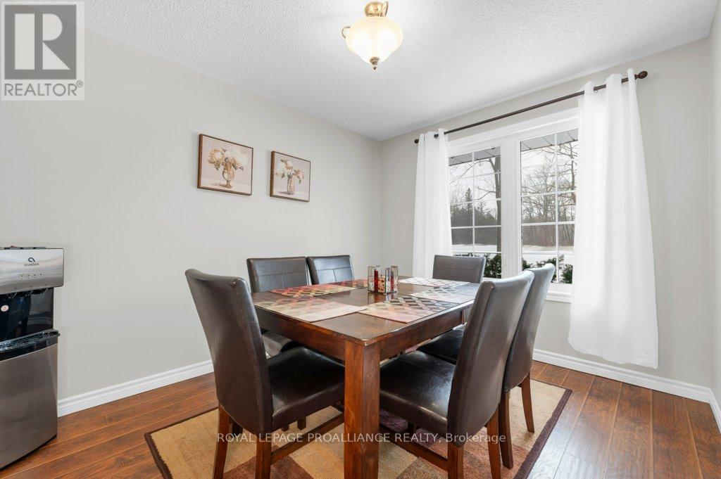 347 Downs Road, Quinte West, Ontario  K8V 5P6 - Photo 8 - X12173626
