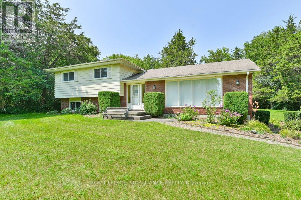 Property at 789 HEARNS ROAD image 4