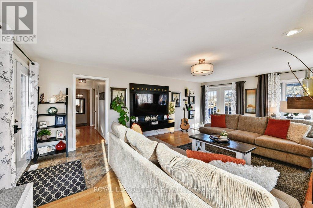 127 Grant Boulevard, Renfrew, Ontario  K7V 2P3 - Photo 19 - X12173474