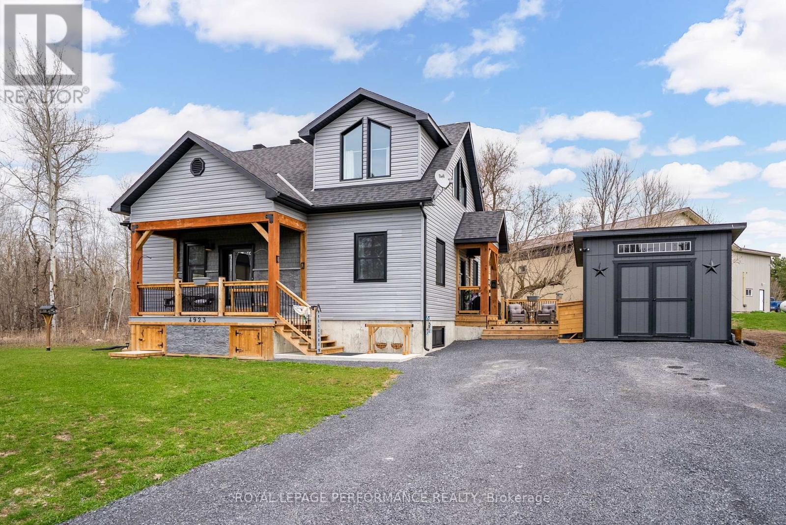 4923 Juliette Street, South Glengarry, Ontario  K0C 1S0 - Photo 3 - X12173606