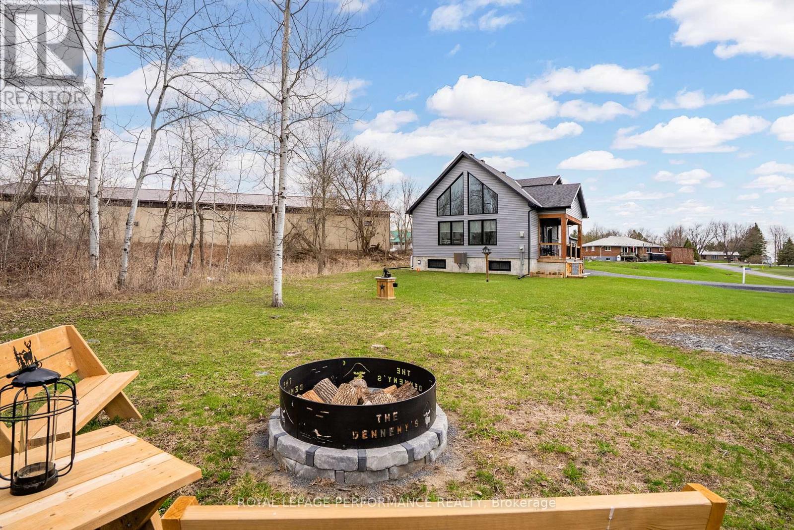 4923 Juliette Street, South Glengarry, Ontario  K0C 1S0 - Photo 43 - X12173606