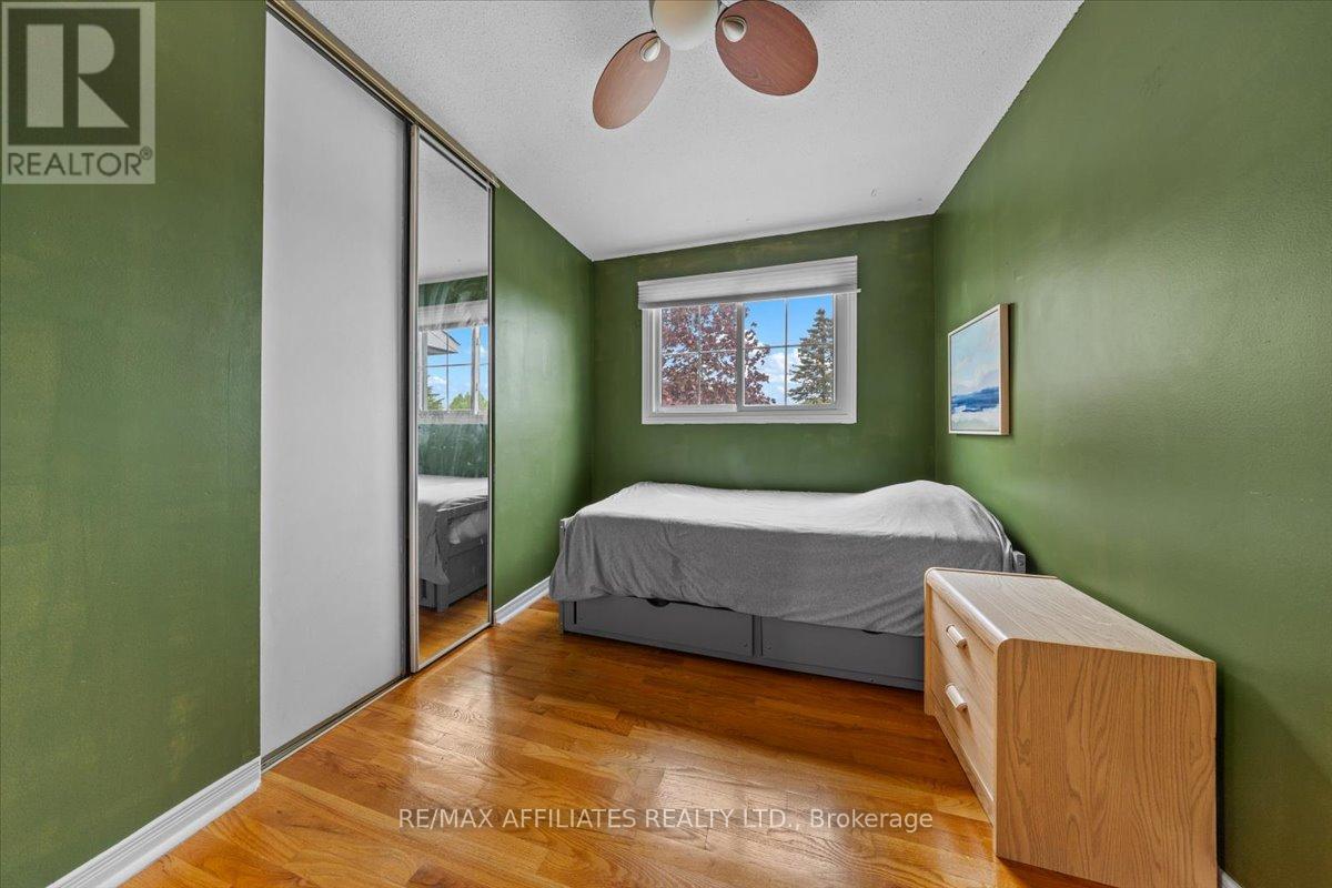 1150 Ste Agathe Park, Ottawa, Ontario  K1C 2B5 - Photo 23 - X12173652