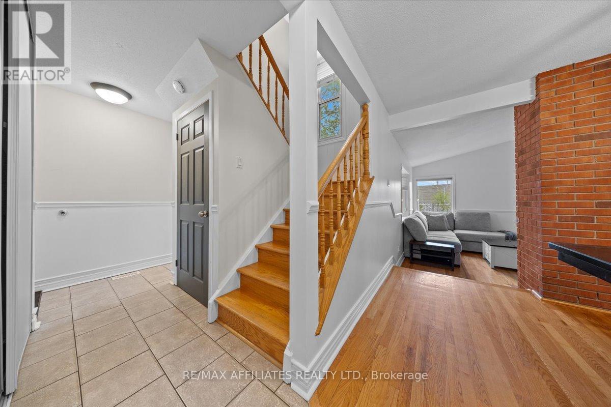 1150 Ste Agathe Park, Ottawa, Ontario  K1C 2B5 - Photo 6 - X12173652