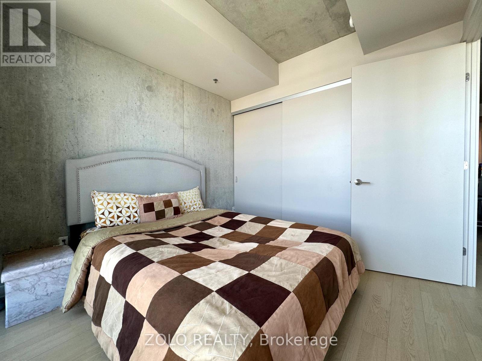 904 - 203 Catherine Street, Ottawa, Ontario  K2P 1J5 - Photo 15 - X12173664