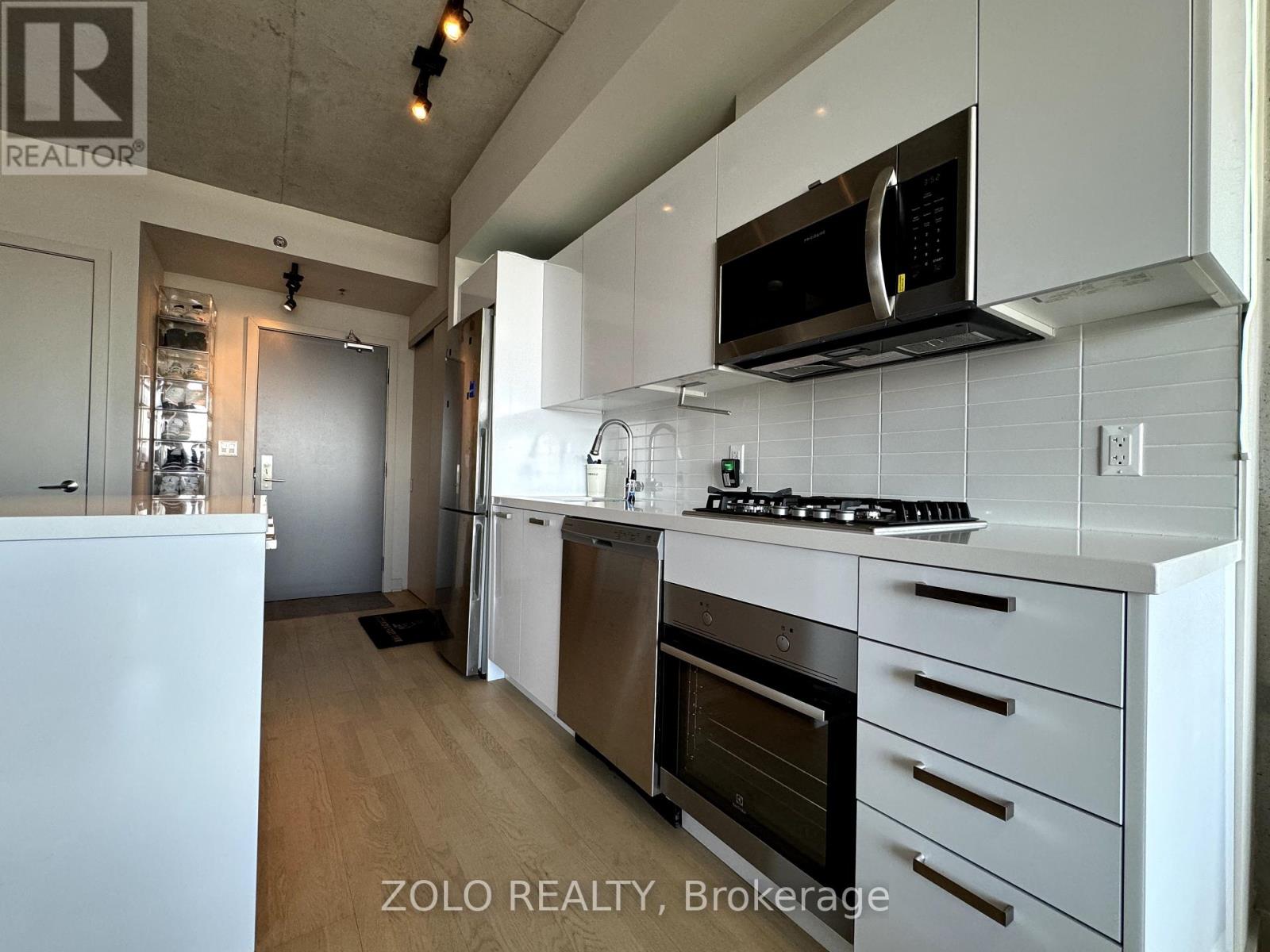 904 - 203 Catherine Street, Ottawa, Ontario  K2P 1J5 - Photo 9 - X12173664