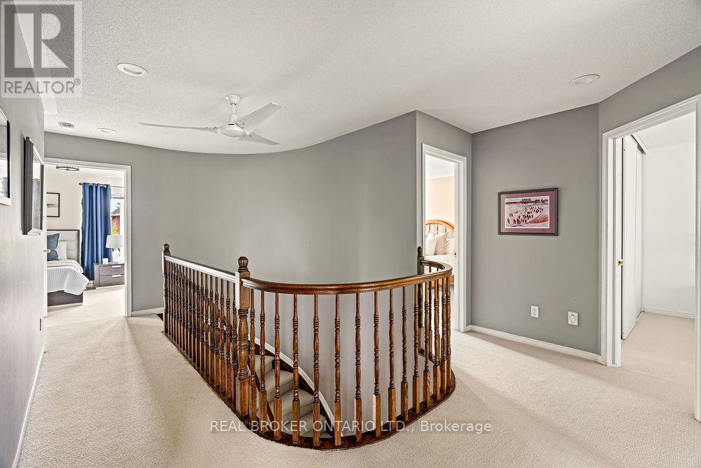 1957 Montclair Avenue, Ottawa, Ontario  K1W 1H9 - Photo 25 - X12173678