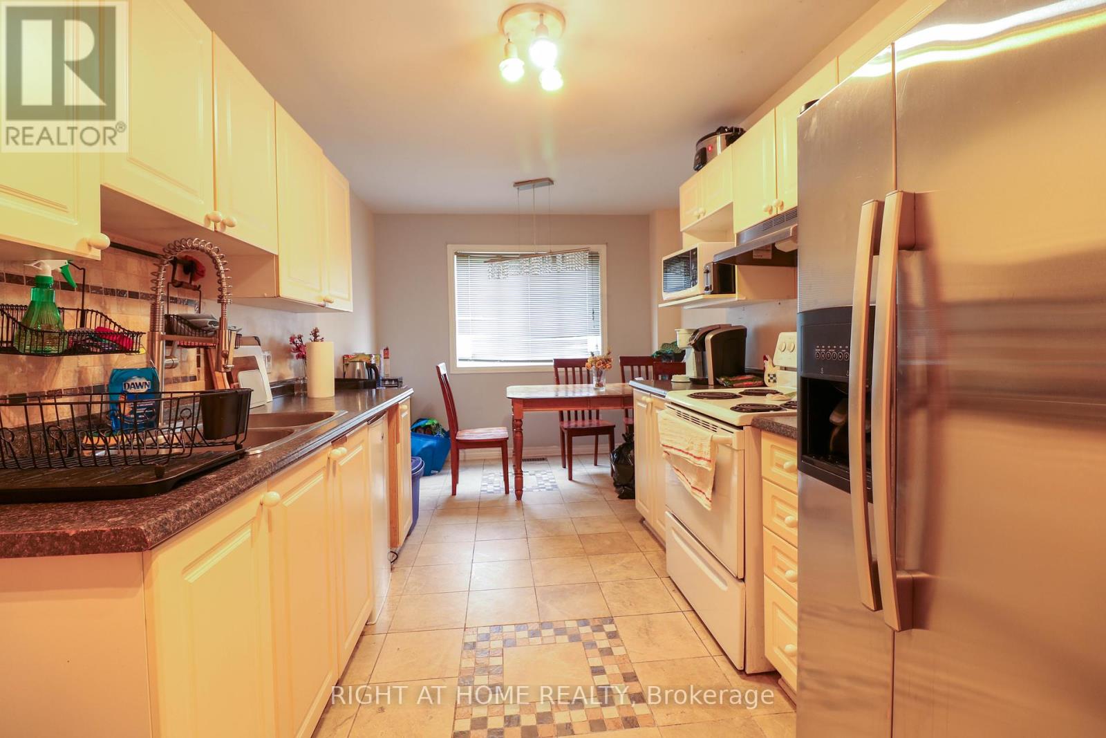 1901 Hampstead Place, Ottawa, Ontario  K1V 1B3 - Photo 8 - X12173722