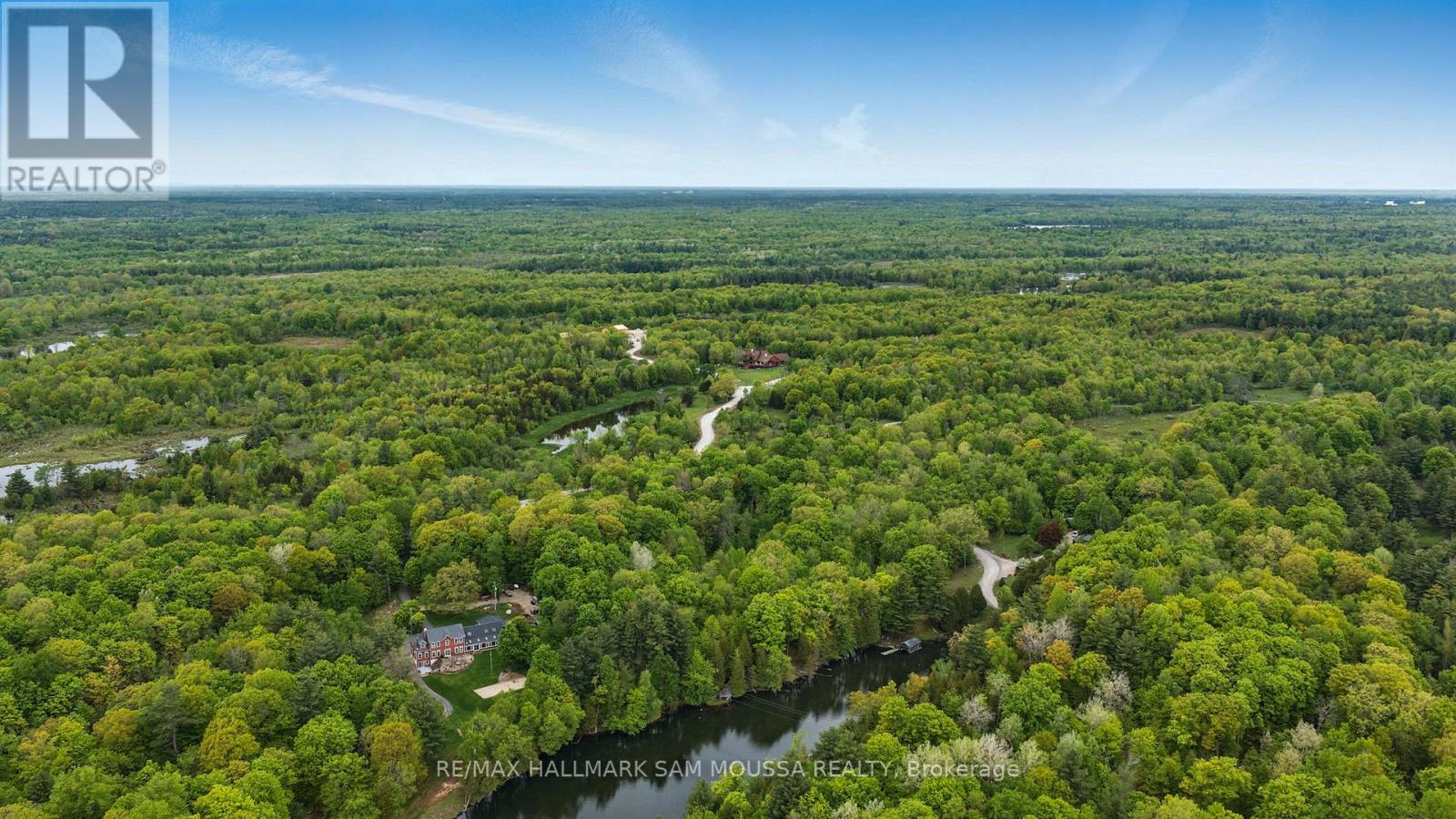 525 Miner's Point Drive, Tay Valley, Ontario  K7H 3C5 - Photo 5 - X12173732