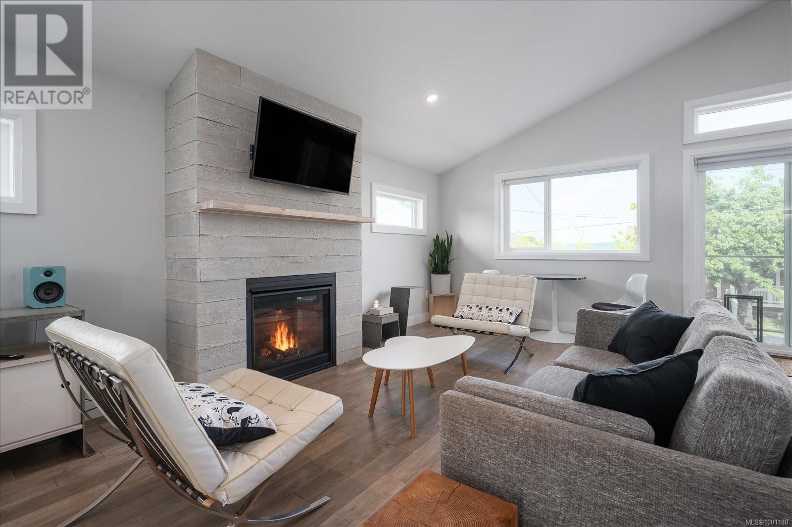 Property at 13 Gillespie St image 4