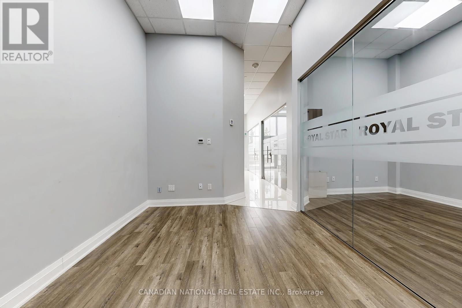 105 - 595 Sheppard Avenue E, Toronto, Ontario  M2K 1B4 - Photo 28 - C12143329