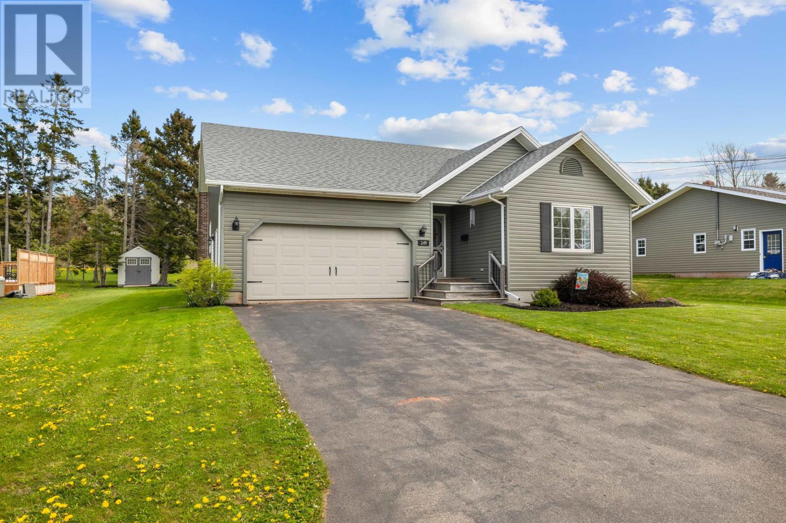 249 Colin Avenue, Summerside, Prince Edward Island  C1N 5W4 - Photo 39 - 202512311