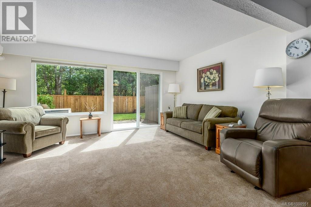 306 1537 Noel Ave, Comox, British Columbia  V9M 3H8 - Photo 4 - 1000551