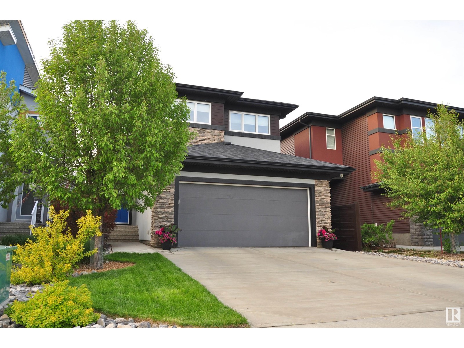 2140 Koshal Wy Sw, Edmonton, Alberta  T6W 3R9 - Photo 2 - E4426419