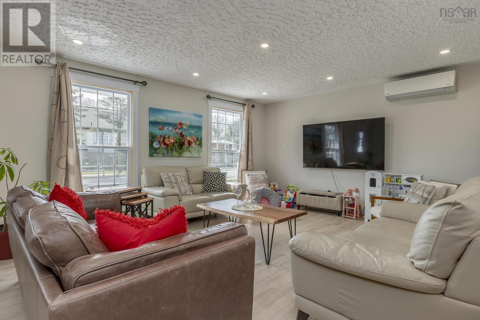 Property at 95 Bayview Road image 3