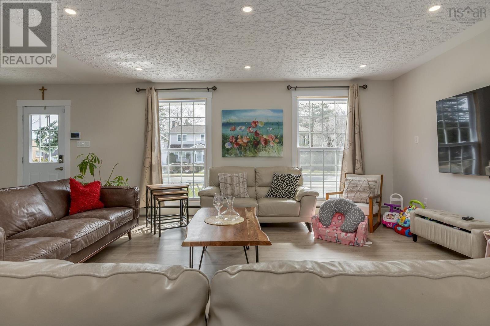 Property at 95 Bayview Road image 4