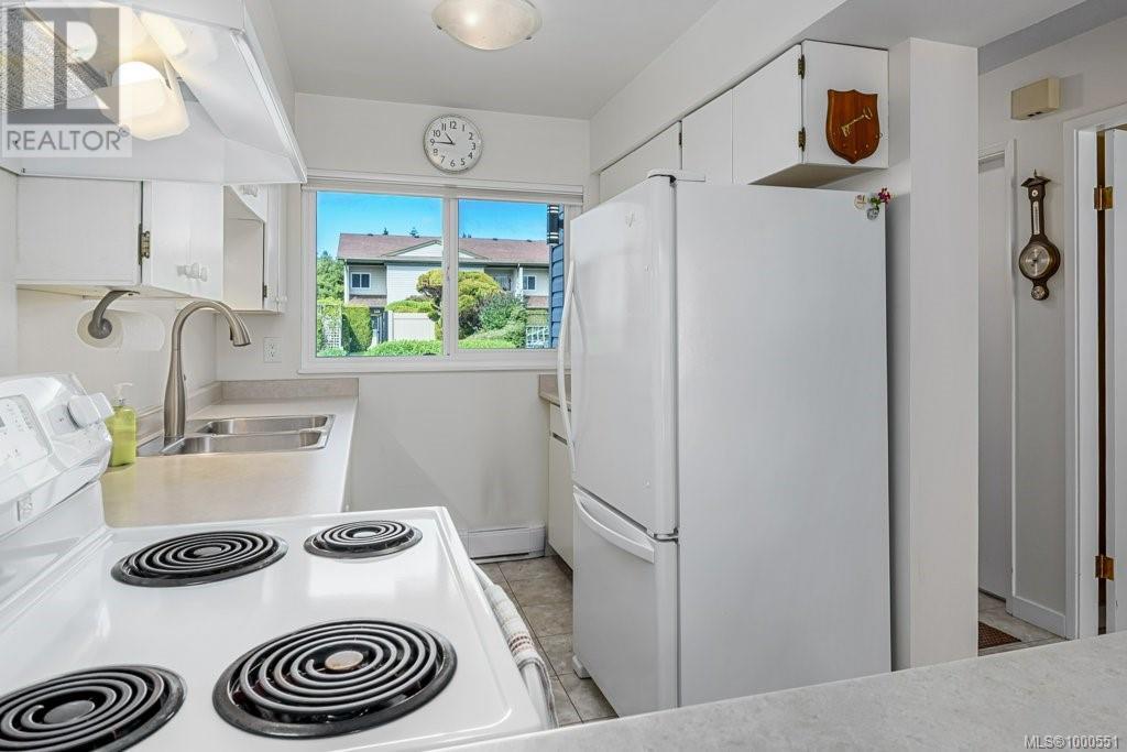306 1537 Noel Ave, Comox, British Columbia  V9M 3H8 - Photo 14 - 1000551