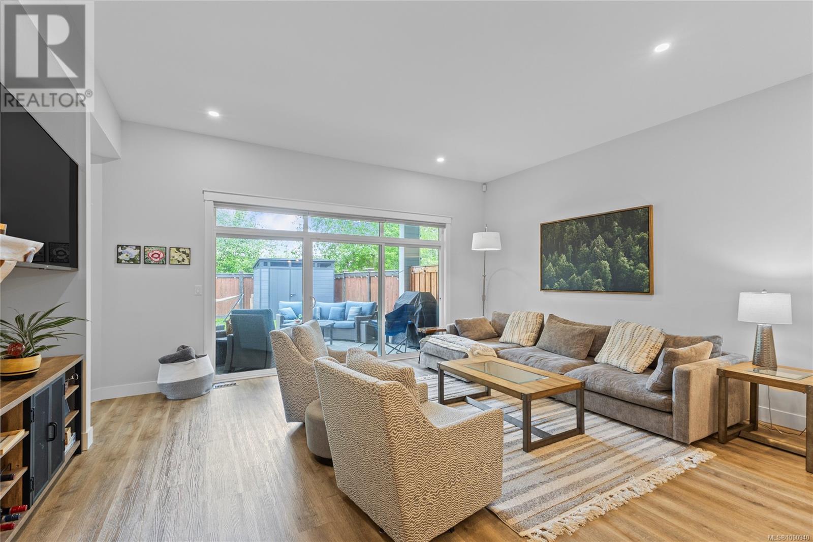 Property at 16 200 Nikola Rd image 4