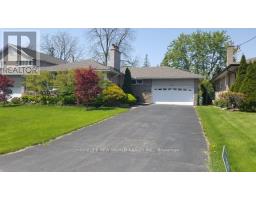 10 BATHFORD CRESCENT, Toronto, Ontario