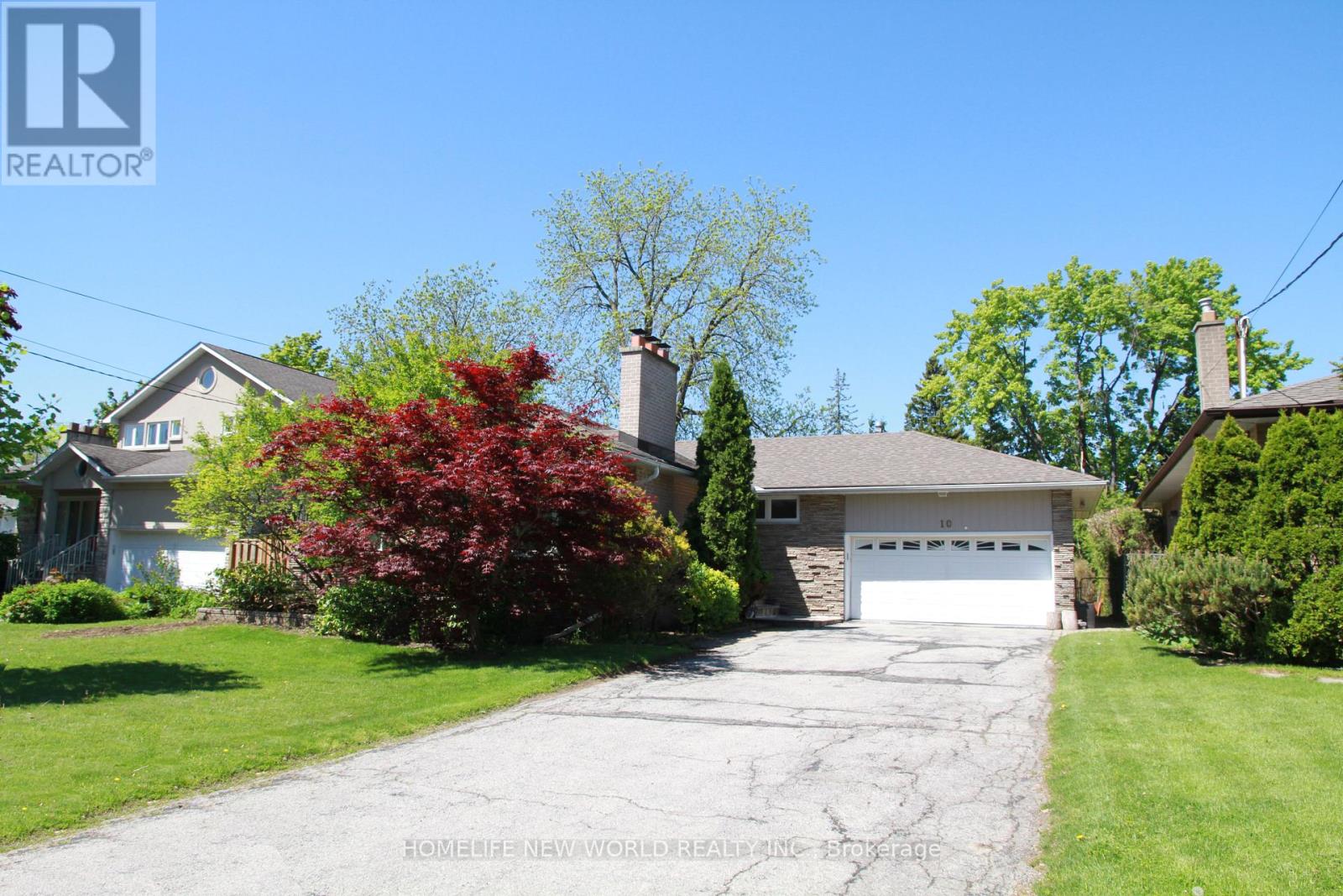 10 BATHFORD CRESCENT, Toronto, Ontario
