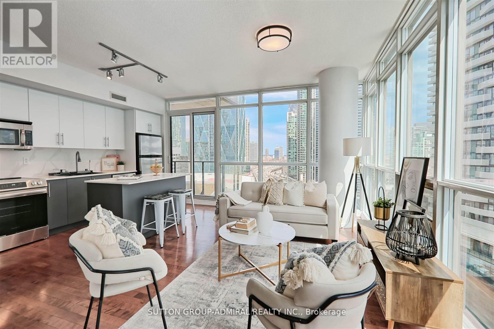 1407 - 55 Bremner Boulevard, Toronto (Waterfront Communities), Ontario  M5J 0A6 - Photo 24 - C12173651