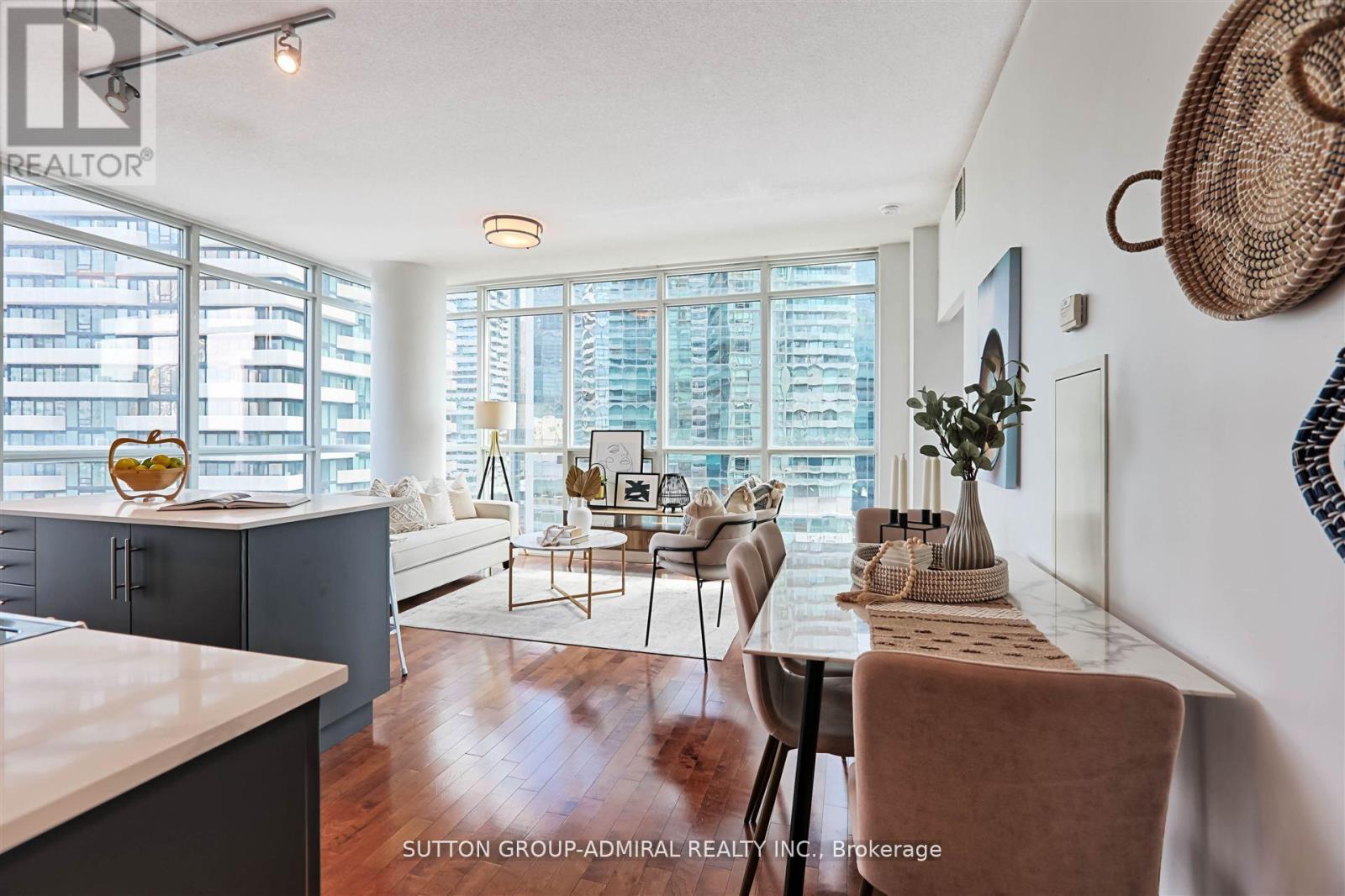 1407 - 55 Bremner Boulevard, Toronto (Waterfront Communities), Ontario  M5J 0A6 - Photo 8 - C12173651