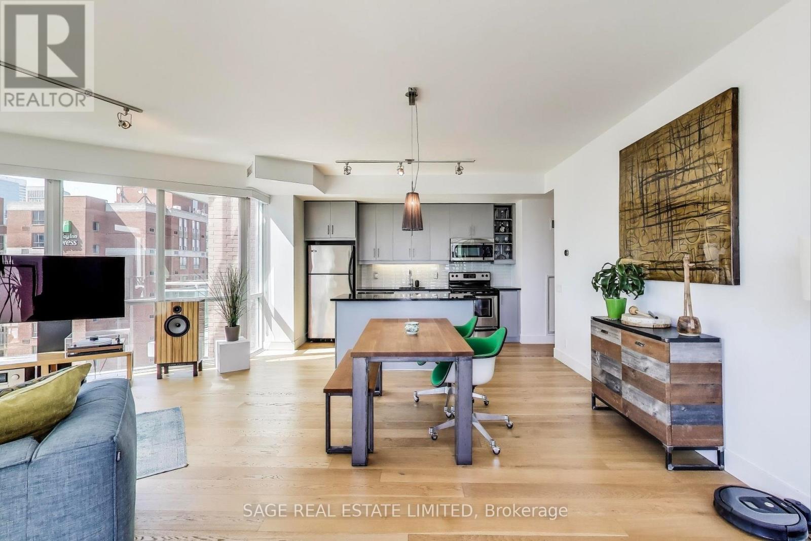 1104 - 112 George Street, Toronto, Ontario  M5A 2M5 - Photo 11 - C12173718