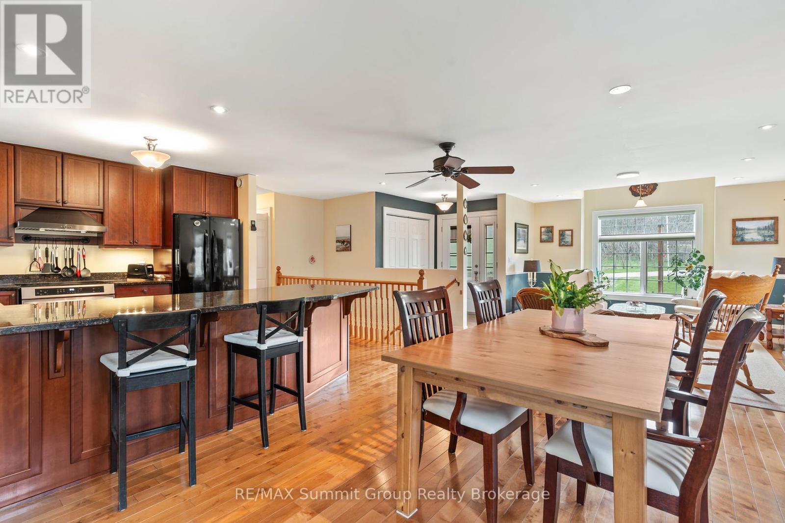 824307 Massie Road, Chatsworth, Ontario  N0H 1G0 - Photo 8 - X12120781
