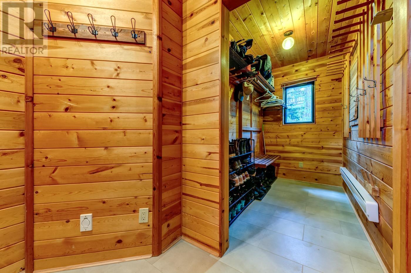 8248 Alpine Way, Whistler, British Columbia  V8E 0G2 - Photo 21 - R3002920