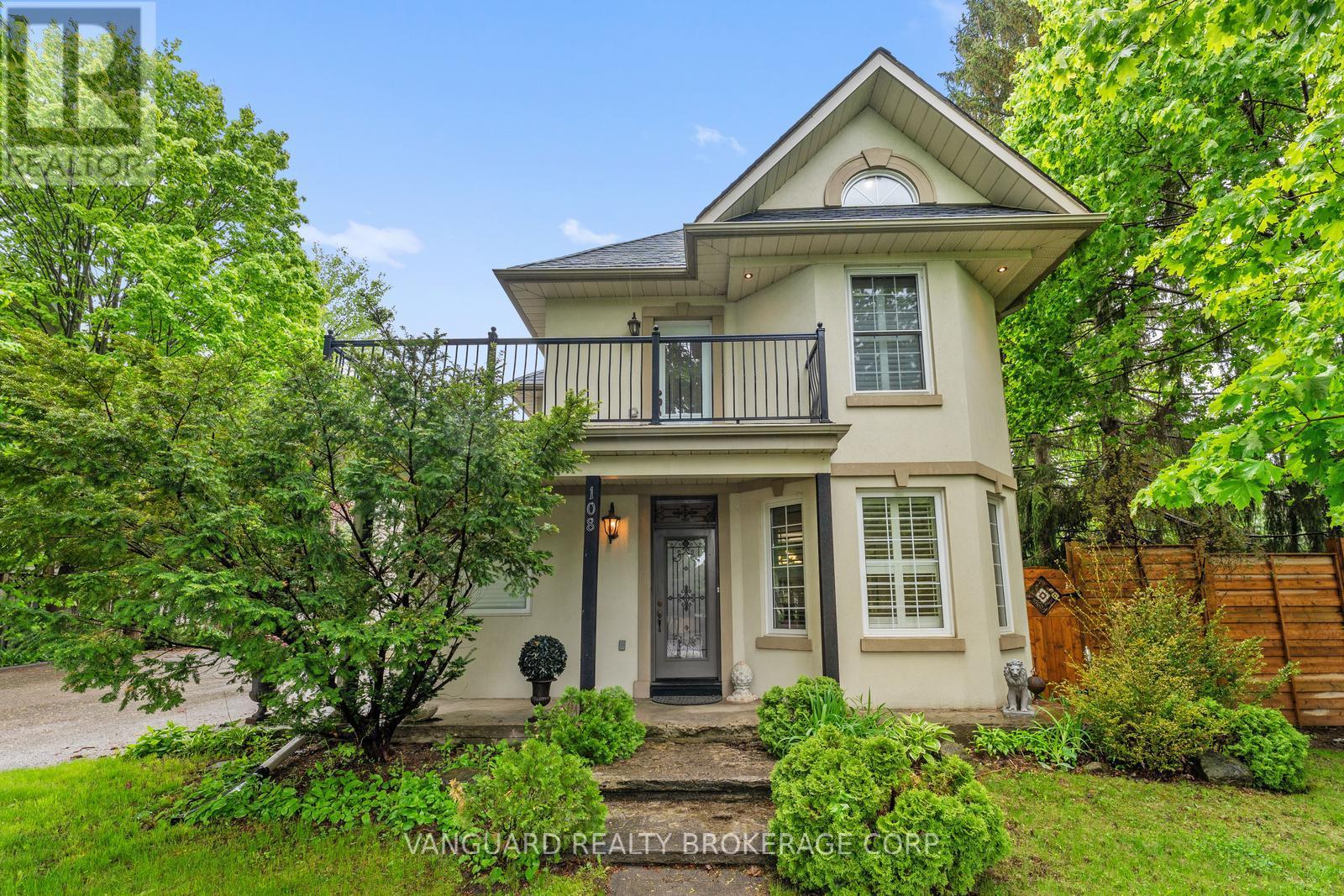 Property at 108 QUEEN STREET S image 3