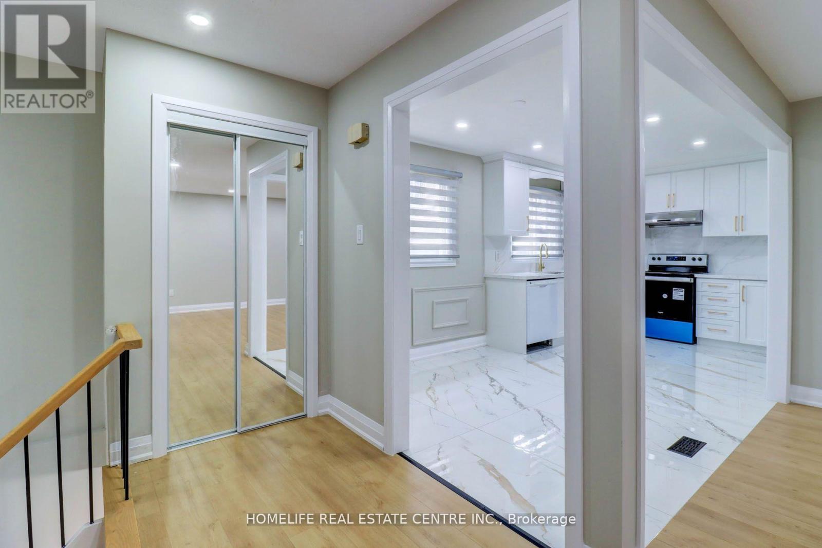 240 Bayfield Street, Barrie, Ontario  L4M 3B7 - Photo 8 - S12173730