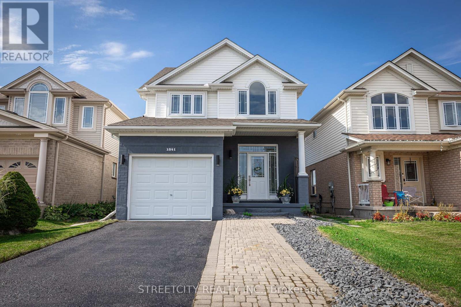 1841 ROLLINGACRES DRIVE, London North, Ontario