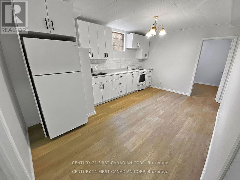 67 Sackville Street, London East, Ontario  N5Z 2E3 - Photo 25 - X12173805