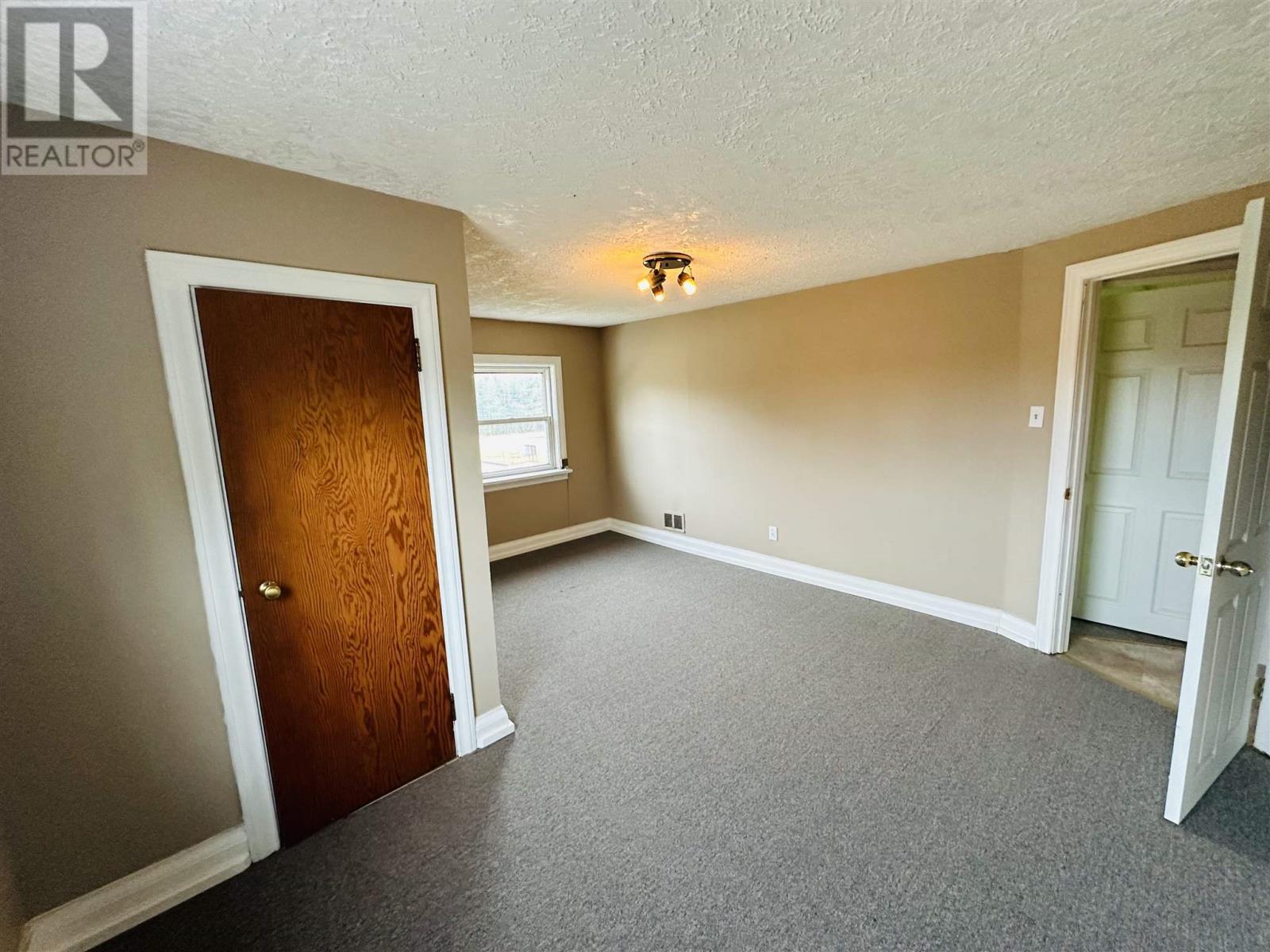 1925 Arthur St W, Thunder Bay, Ontario  P7K 1C7 - Photo 22 - TB251084