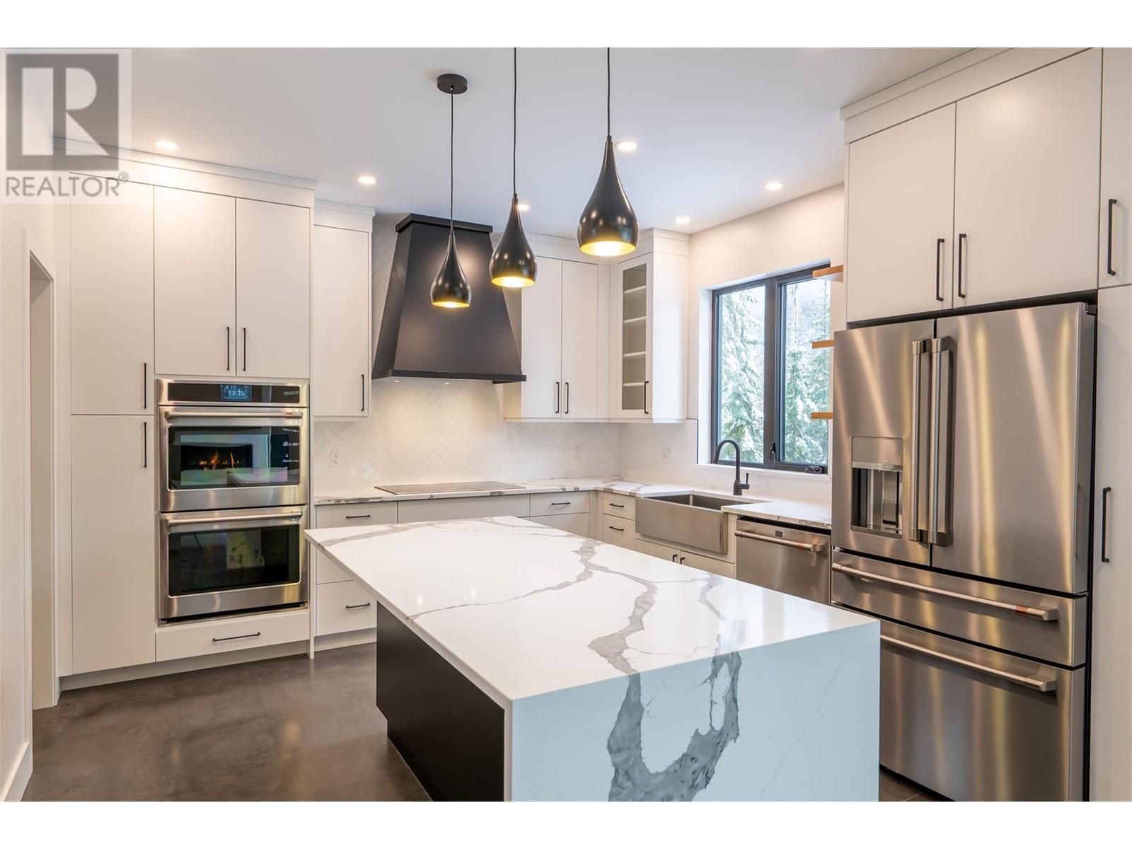 1350 Kai Road, Nelson, British Columbia  V1L 7G1 - Photo 20 - 10330712