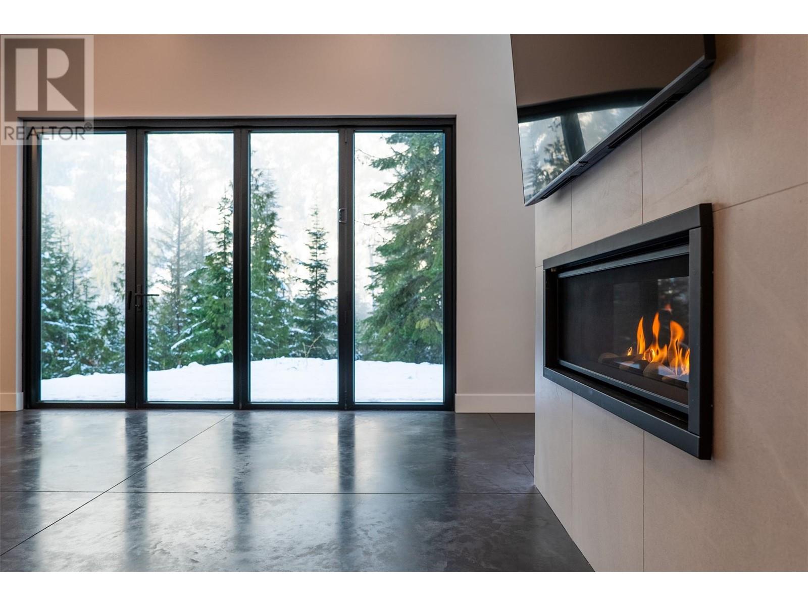 1350 Kai Road, Nelson, British Columbia  V1L 7G1 - Photo 15 - 10330712