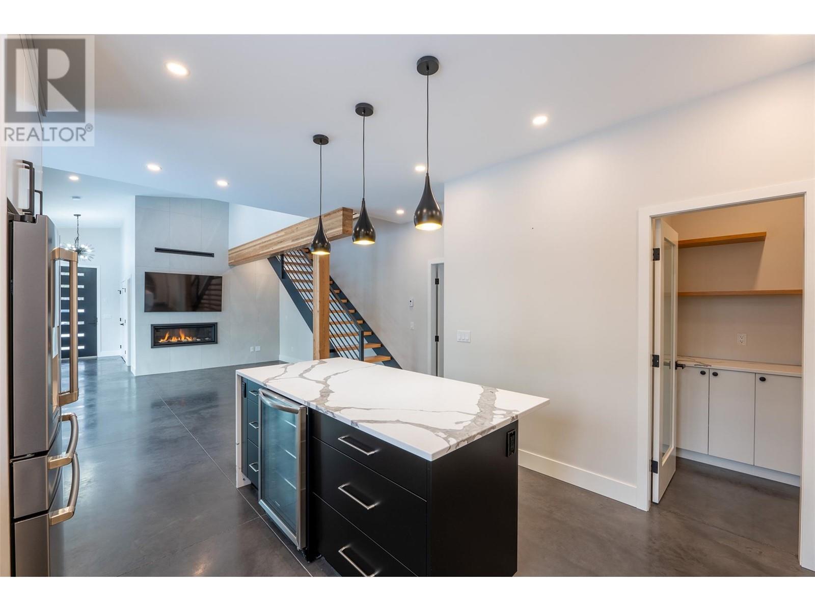 1350 Kai Road, Nelson, British Columbia  V1L 7G1 - Photo 26 - 10330712
