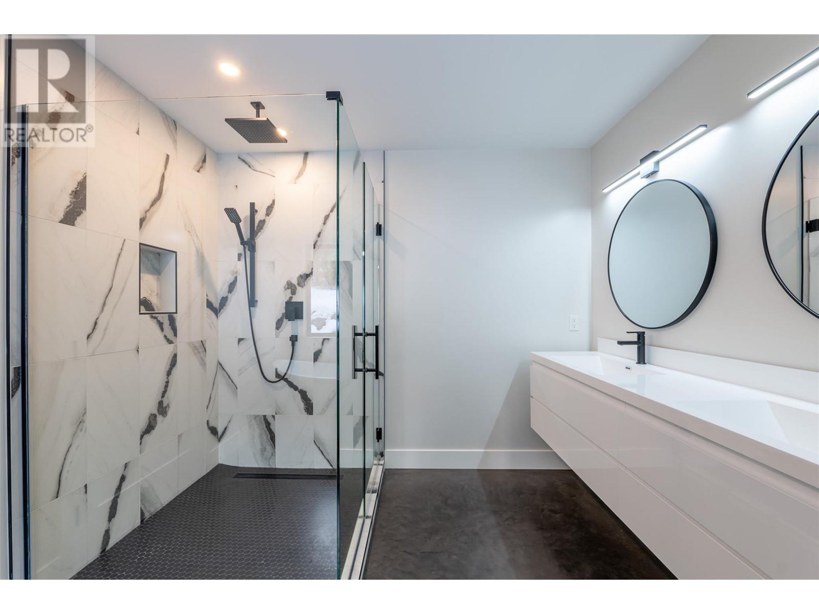 1350 Kai Road, Nelson, British Columbia  V1L 7G1 - Photo 36 - 10330712