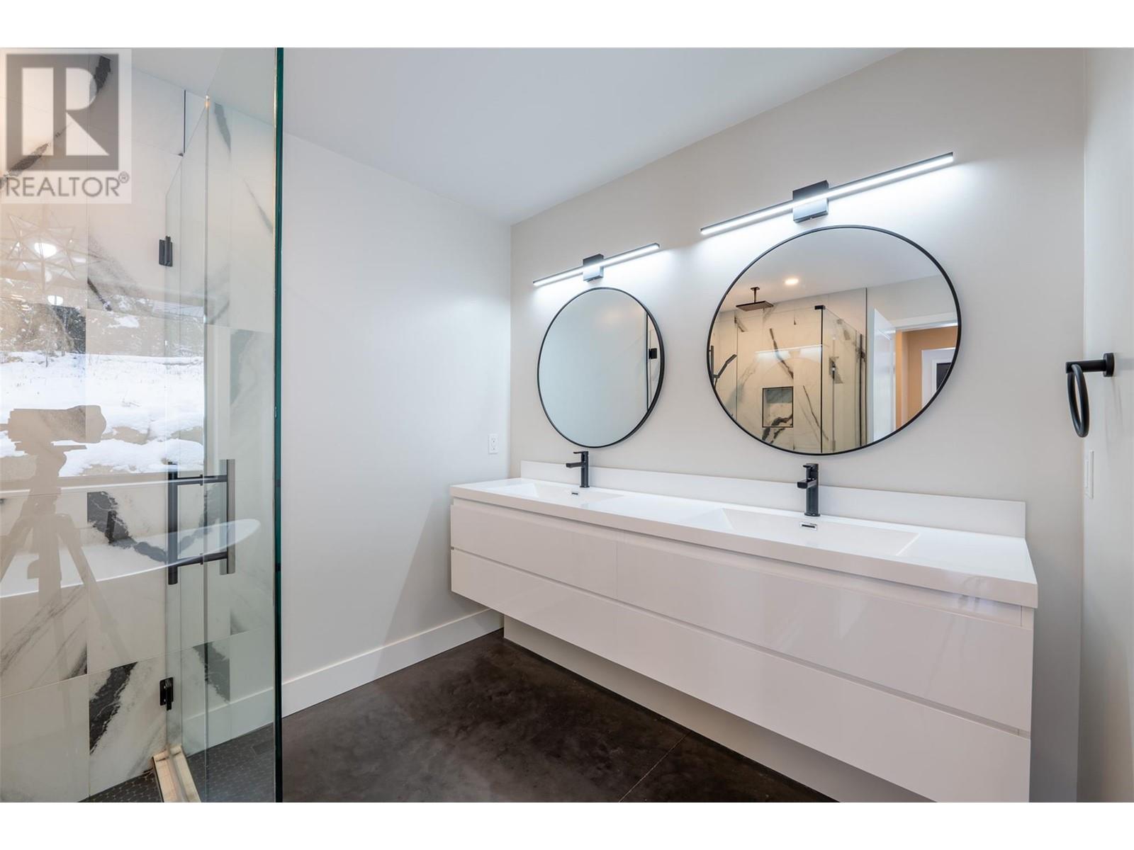 1350 Kai Road, Nelson, British Columbia  V1L 7G1 - Photo 38 - 10330712