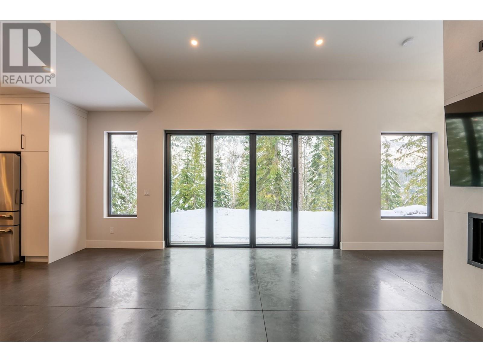 1350 Kai Road, Nelson, BC V1L7G1