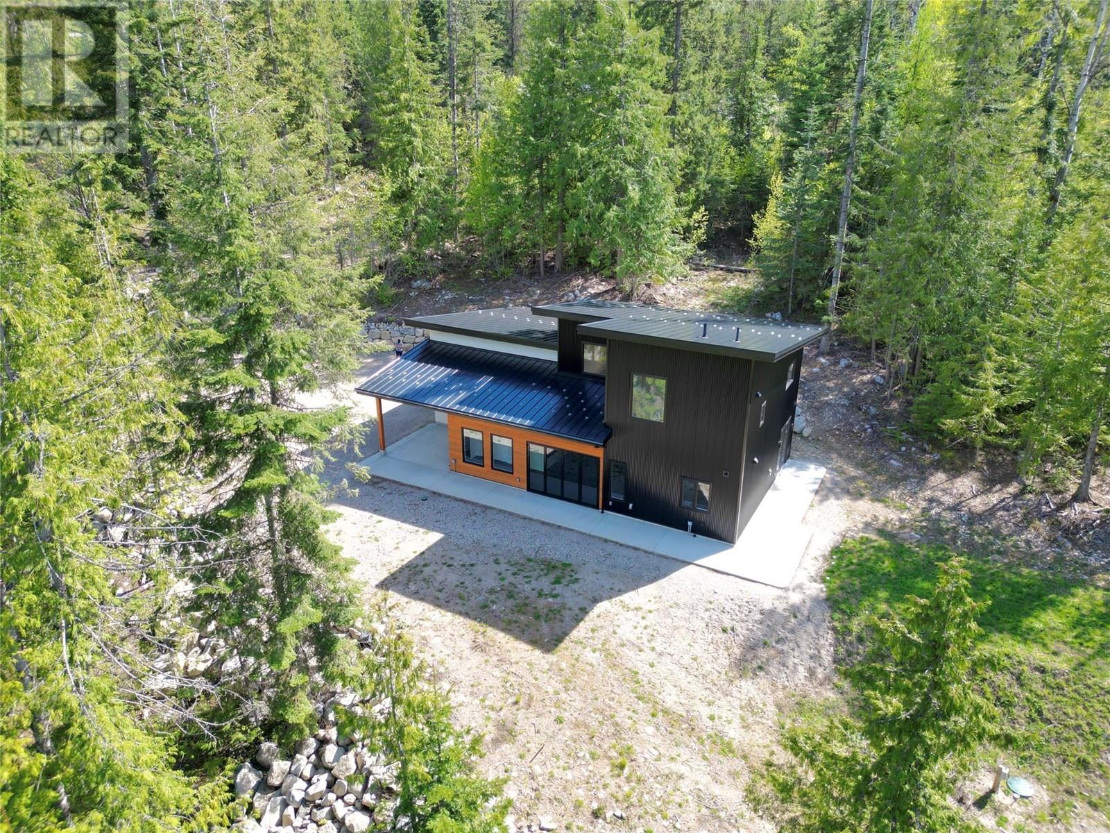 1350 Kai Road, Nelson, British Columbia  V1L 7G1 - Photo 4 - 10330712