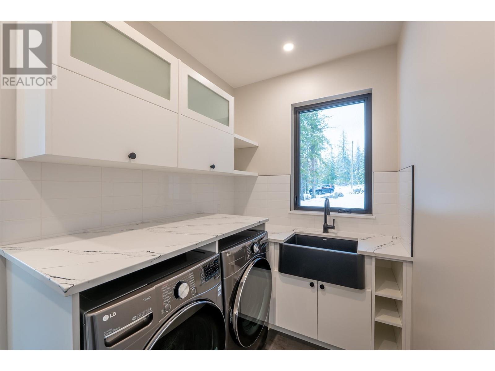 1350 Kai Road, Nelson, British Columbia  V1L 7G1 - Photo 71 - 10330712
