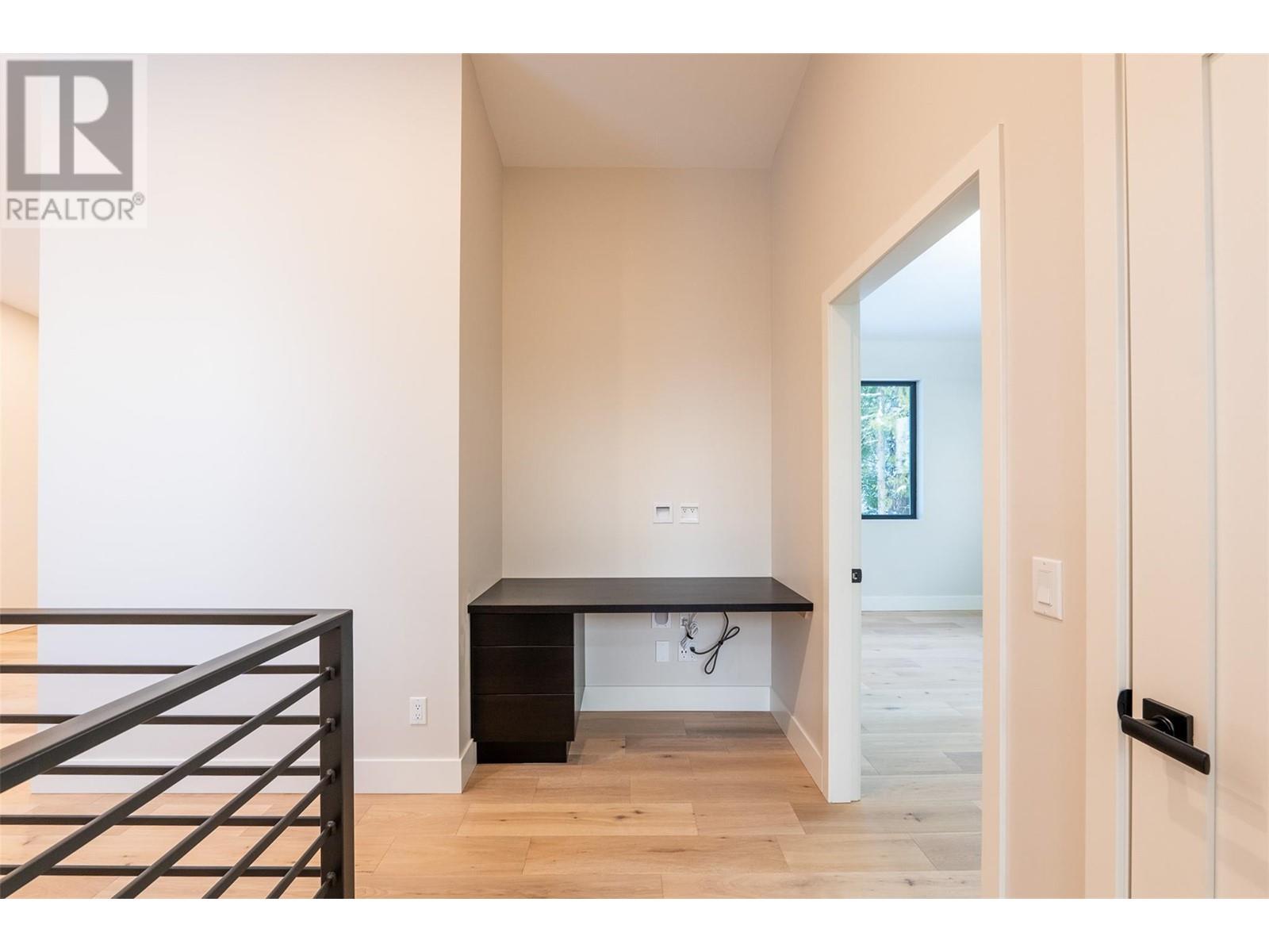 1350 Kai Road, Nelson, British Columbia  V1L 7G1 - Photo 52 - 10330712