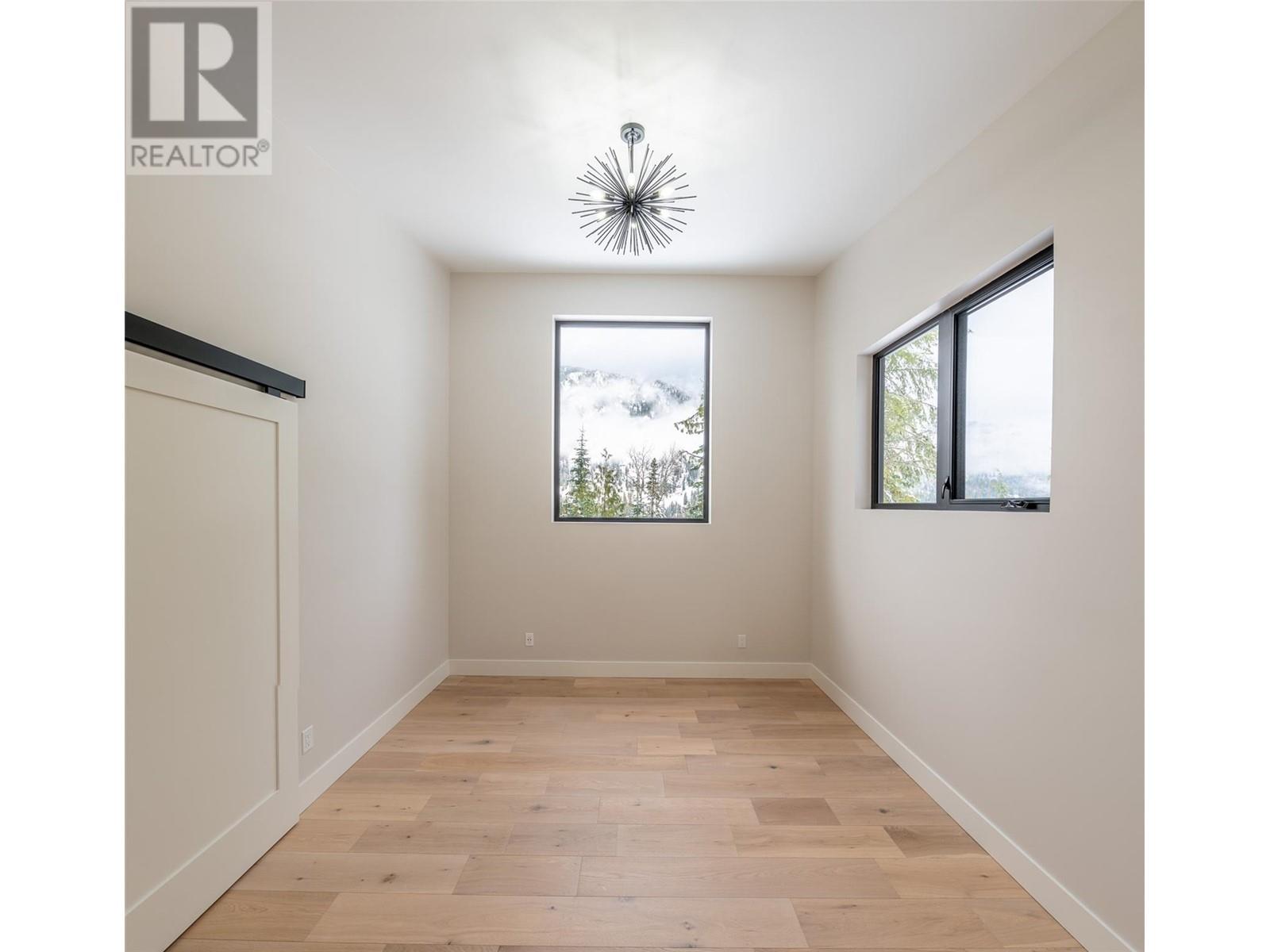 1350 Kai Road, Nelson, British Columbia  V1L 7G1 - Photo 53 - 10330712