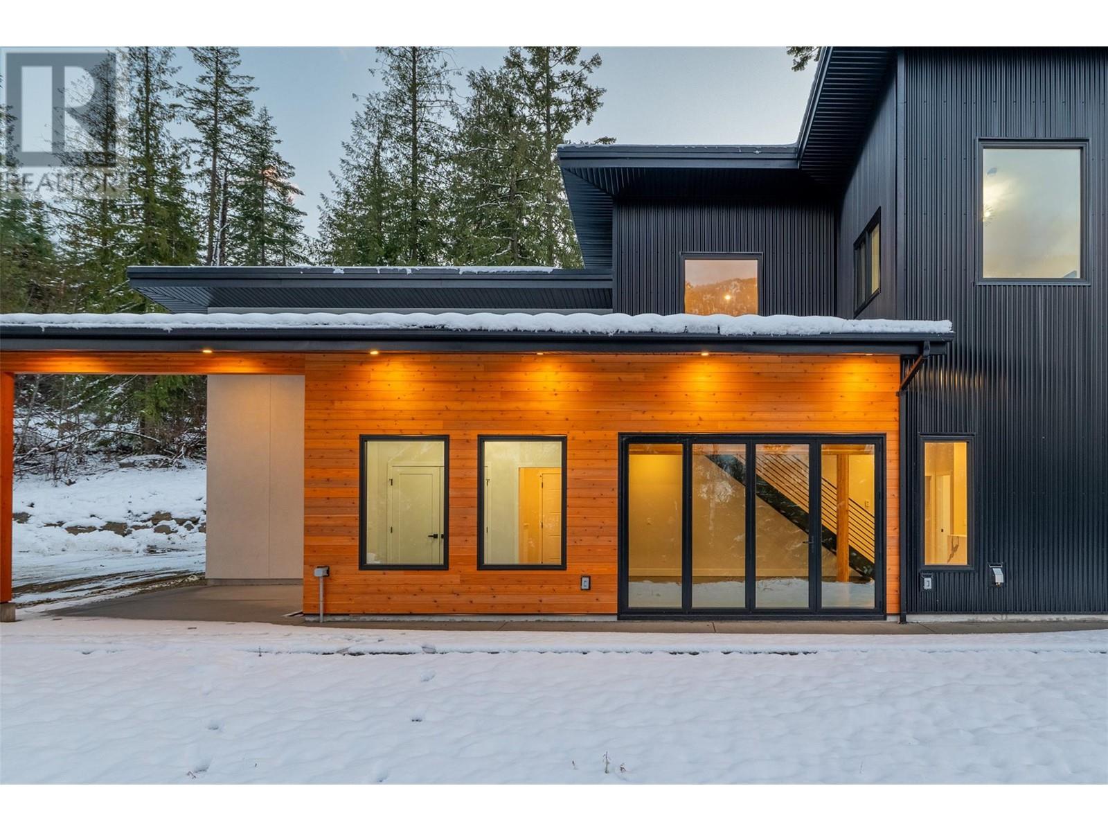 1350 Kai Road, Nelson, British Columbia  V1L 7G1 - Photo 91 - 10330712