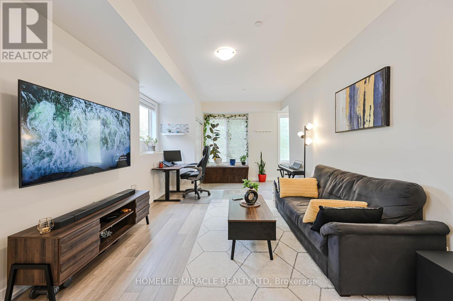 114 - 256 Royal York Road, Toronto, Ontario  M8V 1Y8 - Photo 11 - W12173583