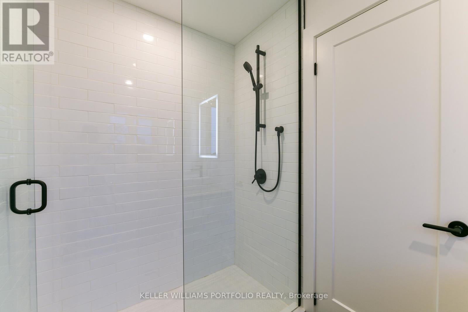 1250 Davenport Road, Toronto, Ontario  M6H 2G9 - Photo 8 - W12173612